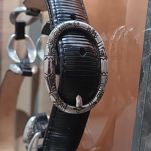 Black leather belt - Picture 4 of 5